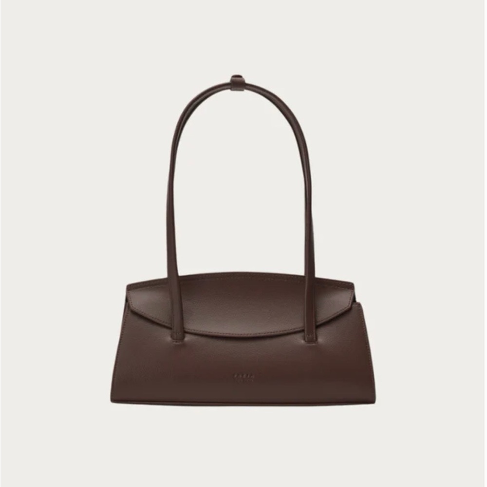 Frejanyc Caroline bag in color espresso.